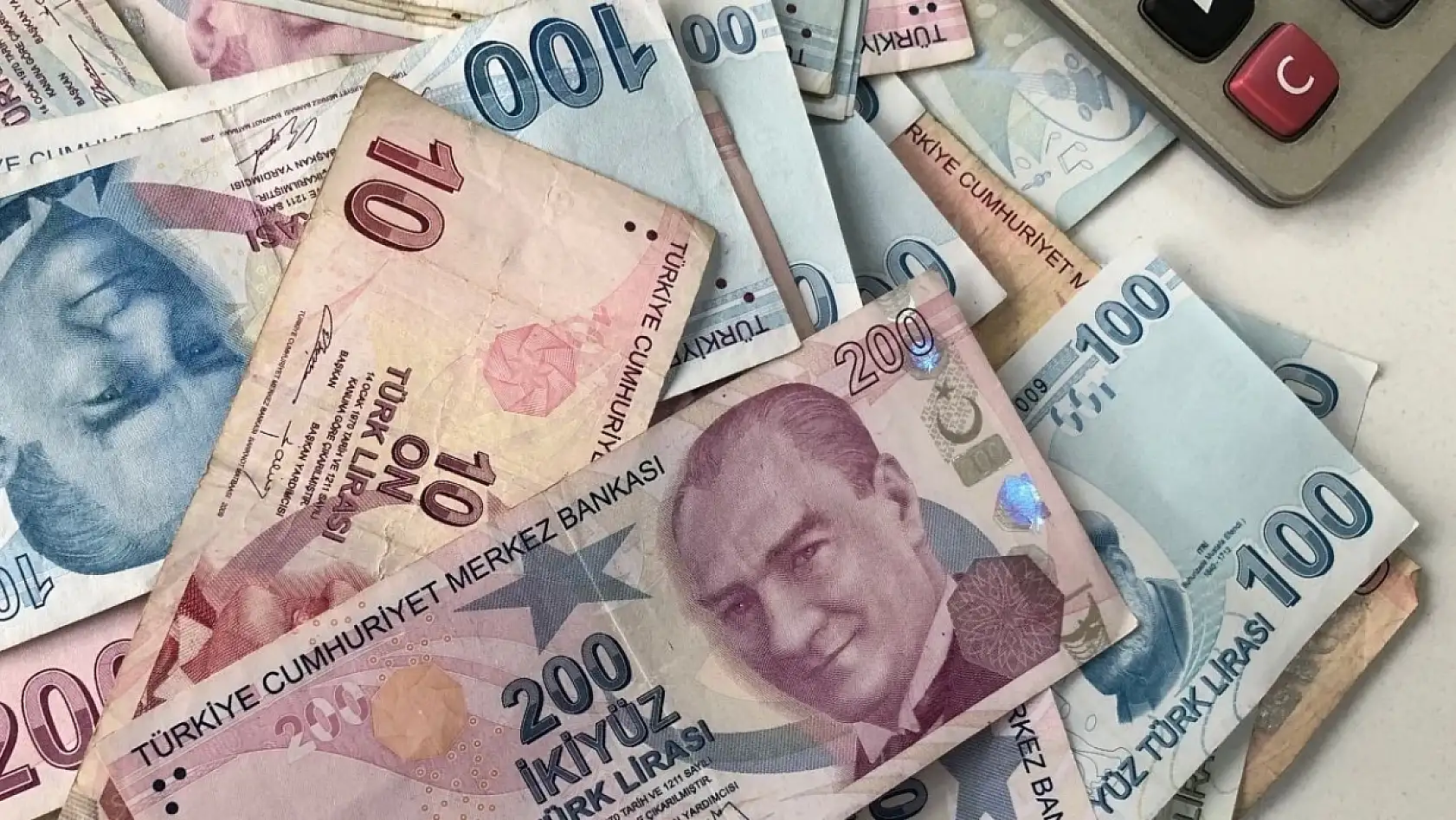 Geri sayım başladı! Milyonların maaşı bu tarihte netleşecek