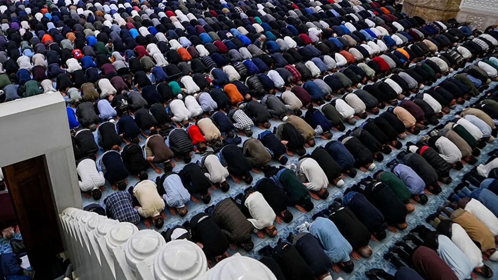 Diyanet açıkladı: Konya'da Kurban Bayramı namazı saat kaçta kılınacak?