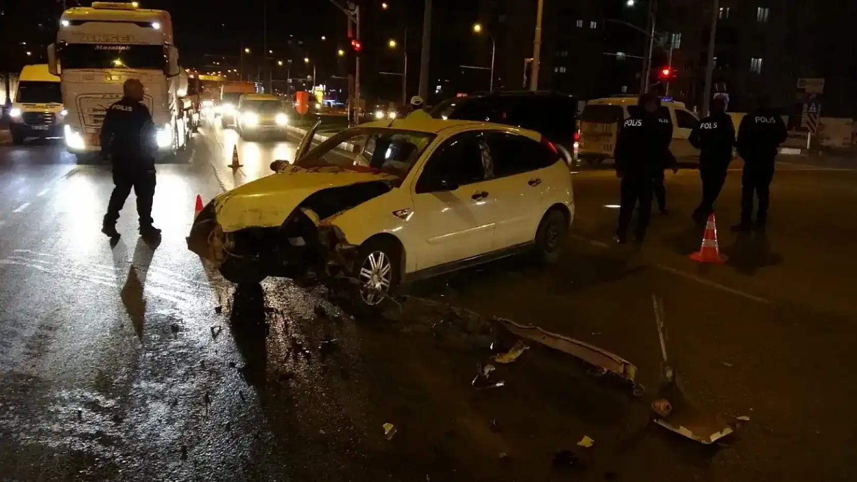Konya trafiğinin korkulu rüyası! Buralardan sağ salim geçen şükrediyor...