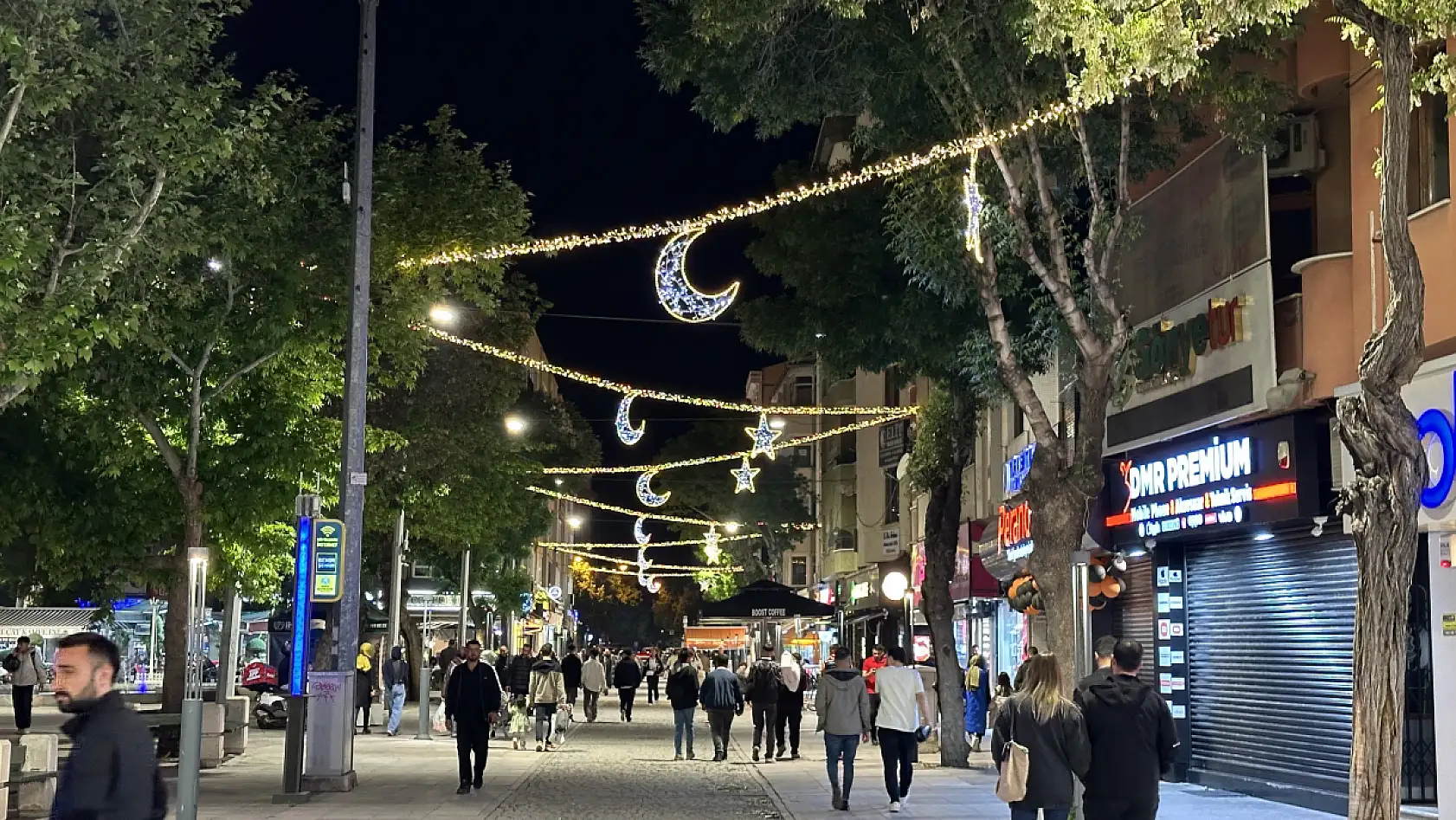 Konya bayramı coşkuyla karşılıyor! Her yer ışıl ışıl