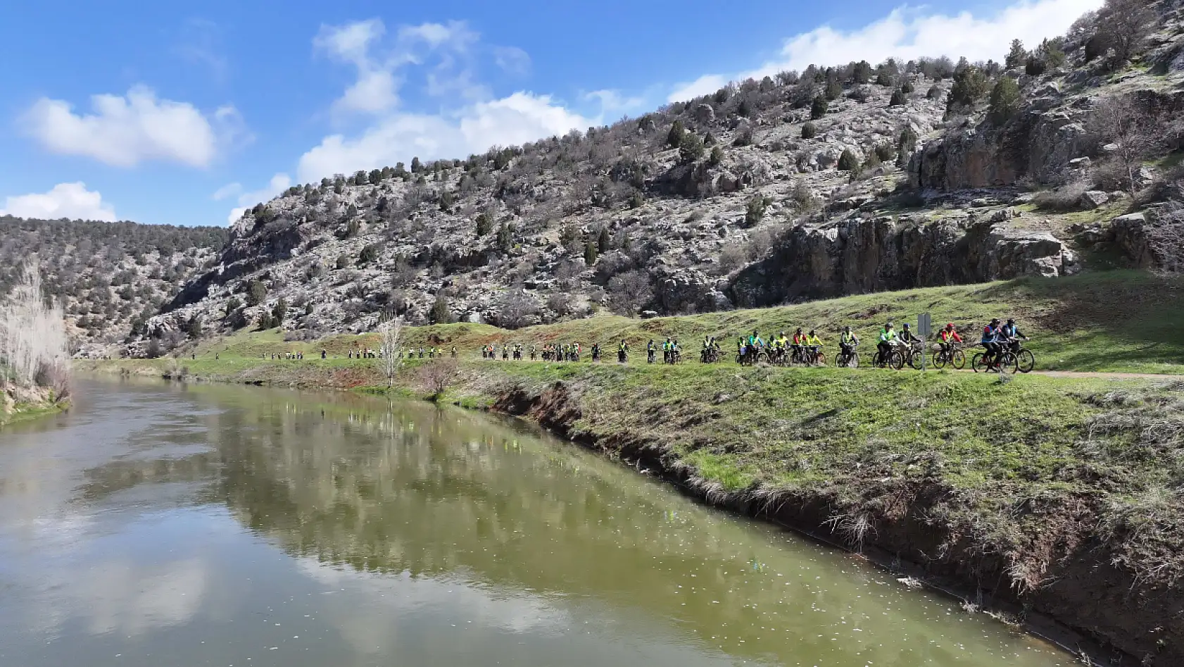 Konya'da bisikletseverlerden 55 kilometrelik doğa turu!