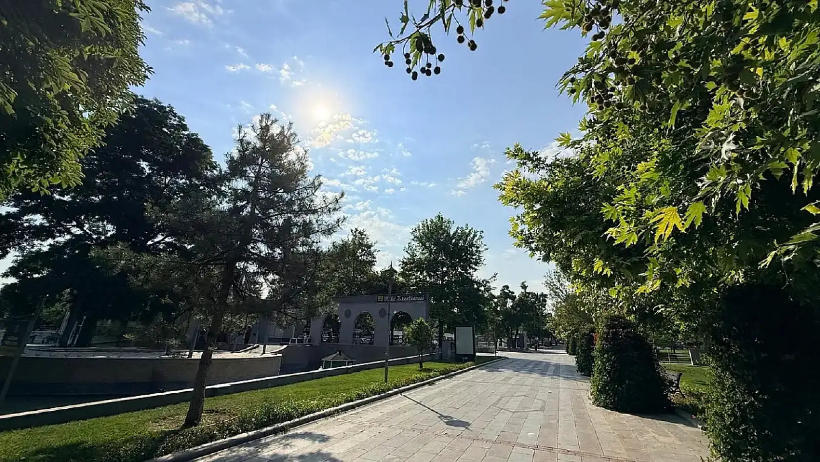 Konya'da hafta sonu plan yapanlar dikkat! 15 ilçeye sağanak alarmı verildi!