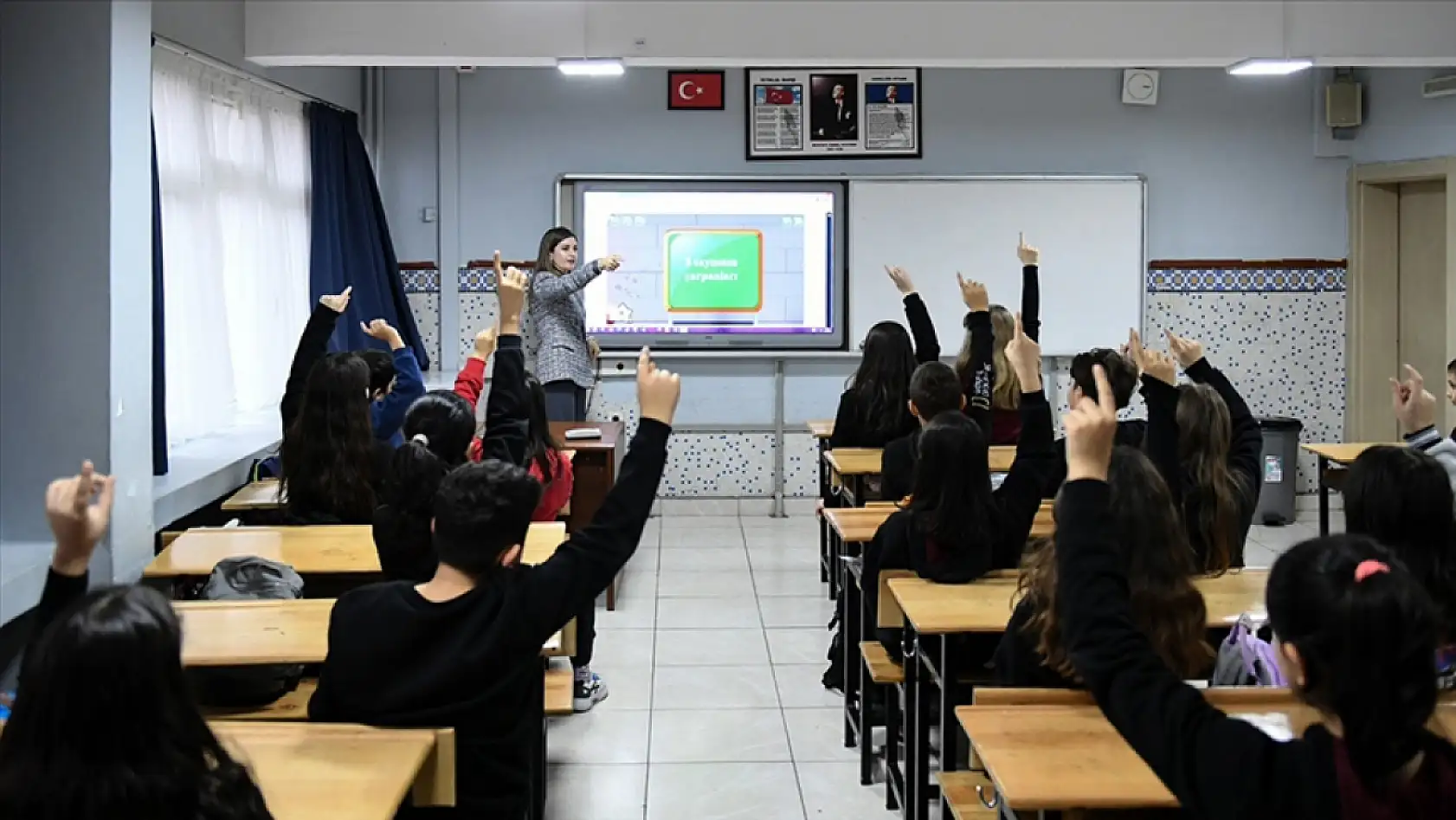 Müfredat değişiyor! Öğrencileri ilgilendiren o soru: Okullarda müfredat değişti mi? Yeni müfredat nasıl olacak? İşte detaylar...