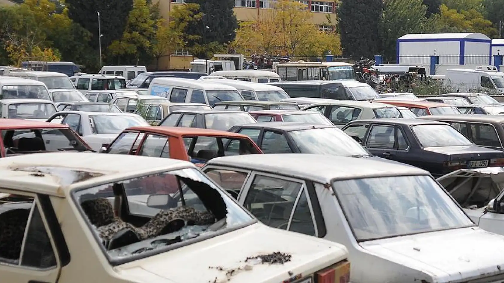 Borçlar tamamen siliniyor mu? Eski aracı olanlar dikkat: Büyük karar Meclis'te!