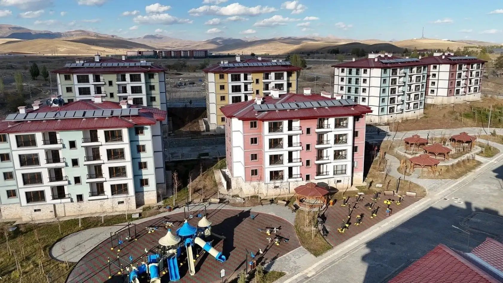 TOKİ'de Temmuz ayıyla birlikte yeni dönem başlıyor! Zam oranları netleşti!