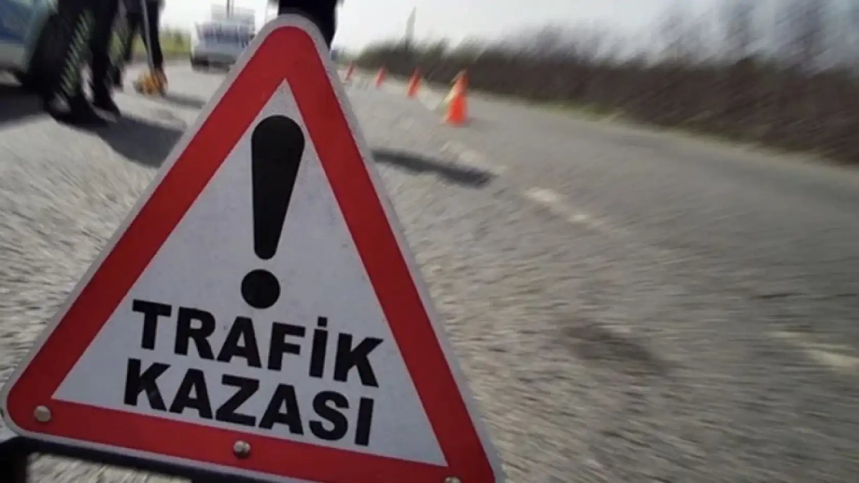 Konya yolunda ölümlü kaza! Otomobil, bisiklete feci çarptı