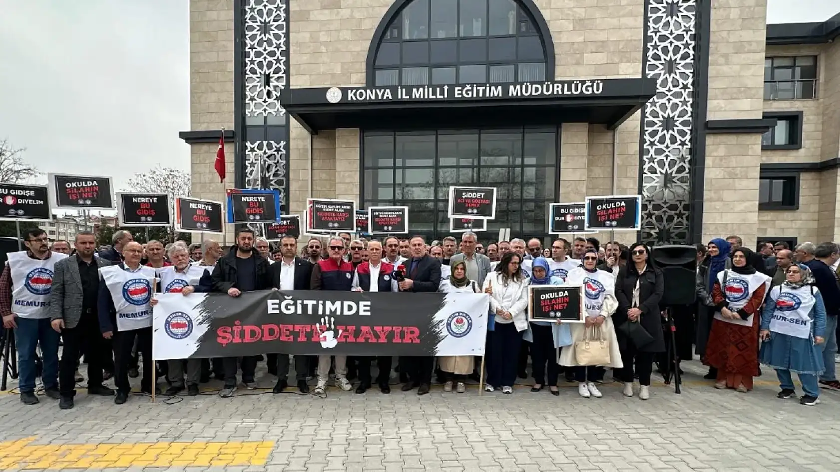 Okullarda şiddete karşı eylem yapılacak! Konya'dan sert eleştiri!