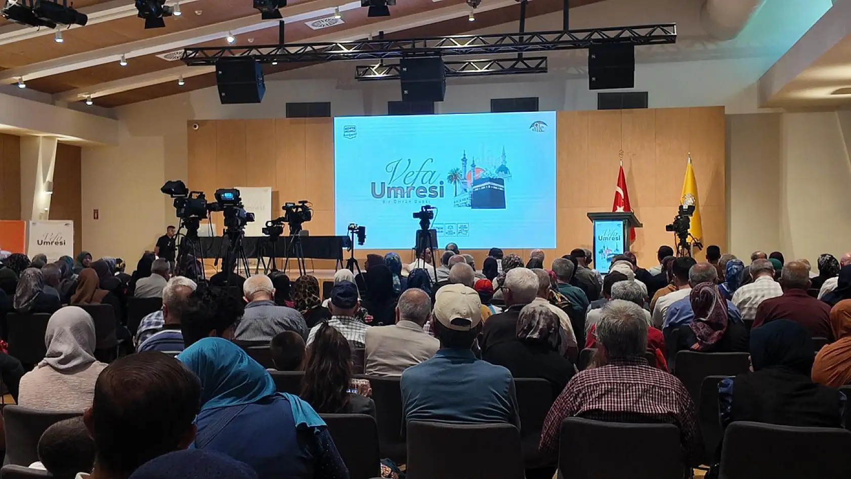 Konya'da Vefa Umresi heyecanı! Kutsal topraklara gidecek isimler belli oldu