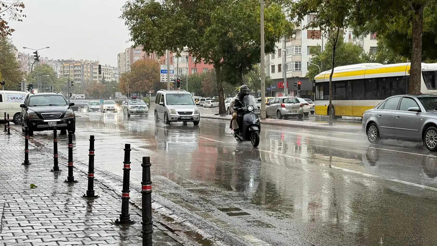 Konya'da yağış haritası değişti! Zirveye bu kez o ilçe yerleşti