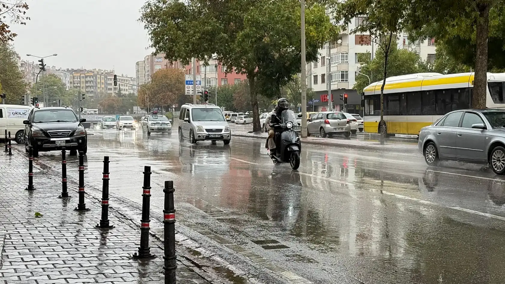 Konya alarma geçti: Yağış ve fırtına uyarısı yapıldı!