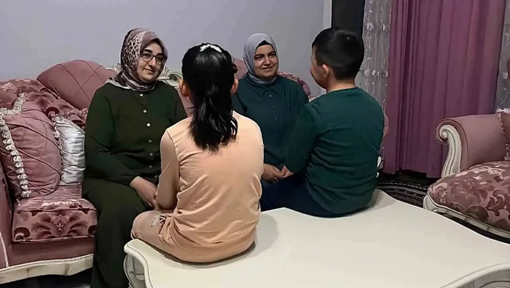 Konya'da veli dehşeti: 8 yaşındaki çocukları dövdükleri fırça sapı 'silah' sayıldı!