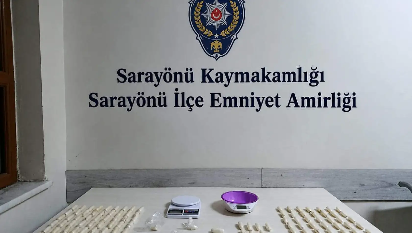 Konya'da zehir tacirlerine filmleri aratmayan operasyon: Midesinde taşımışlar! 