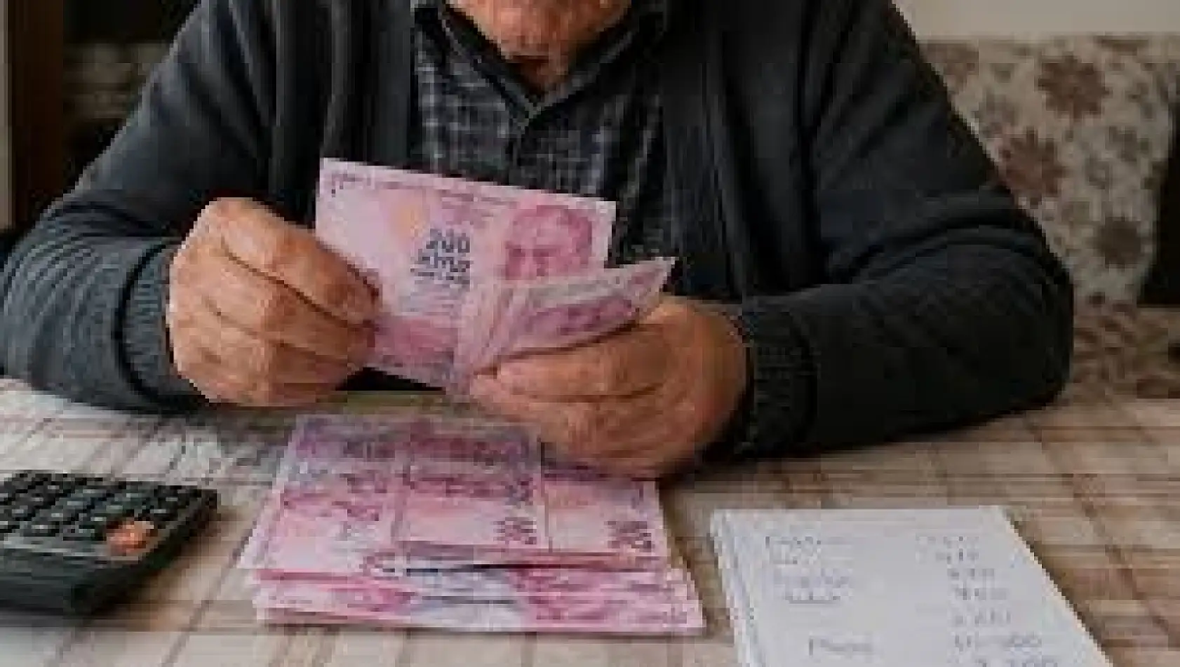 Emekli maaşları ne zaman yatacak? Emekli maaş ödemesi 23, 24, 25, 26 Mayıs olanların maaşı ne zaman yatacak?