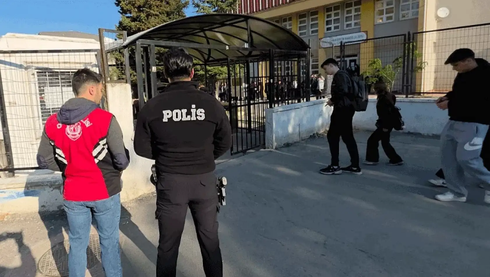 Okul saldırıları sonrası 81 ile talimat verildi! Resmen başlıyor!