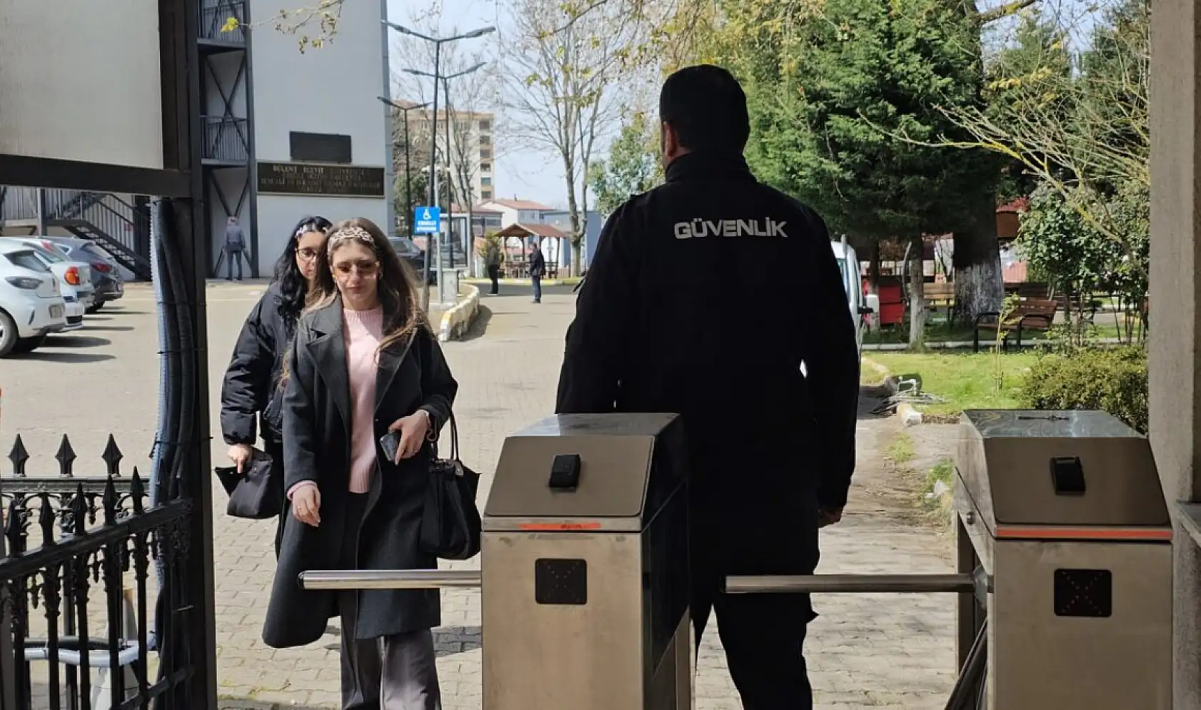 Çocuğunu okula gönderen herkesi ilgilendiriyor! 81 ilde resmen başladı!