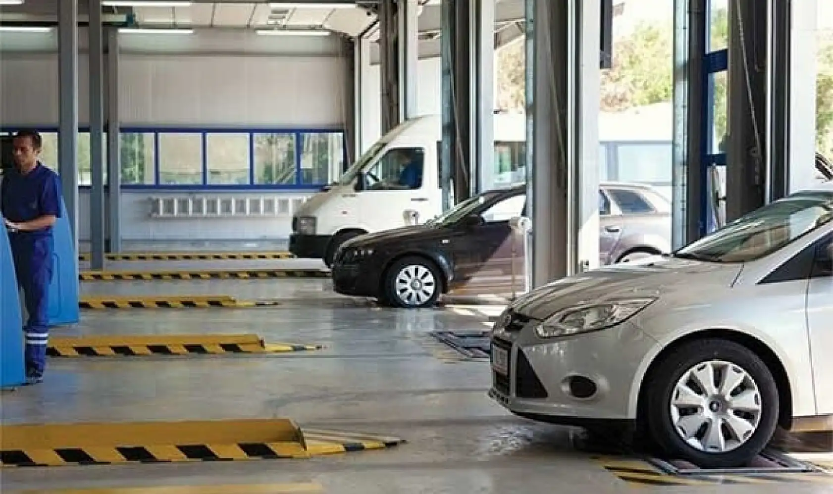 Araç muayenelerinde yeni dönem! O ücret tamamen kaldırılıyor: Tarih verildi!