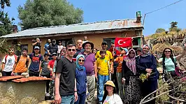 Çocuklardan doğaya anlamlı dokunuş! 'Temiz Doğa, Temiz Vatan' için yürüdüler
