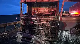 Konya'da çekici yanarak kullanılamaz hale geldi