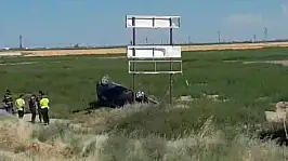 Konya'da kaza: Kontrolden çıkan otomobil takla attı!