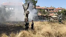 Konya'da yangın paniği! Alevler sıçrayarak alana yayıldı