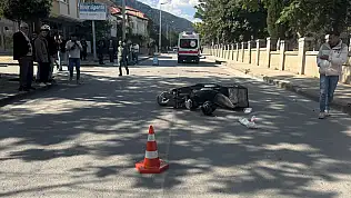 Konya'da iki otomobil ile motosiklet çarpıştı: 1 ölü!