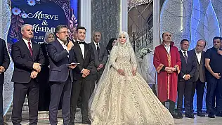 Konya'da siyaset ve iş dünyasını buluşturan düğün gerçekleşti