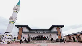 Konya'da yeni cami dualarla ibadete açıldı!