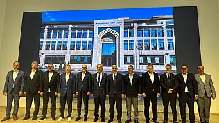 Konya'nın köklü eğitim yuvasında yeni başlangıç! İmam Hatip Lisesi kapılarını açtı