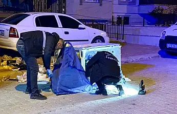 17 yaşındaki anne ve babadan dehşet veren vicdansızlık! Bebeklerini çöpe attılar!