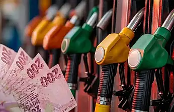 Akaryakıtta hareketlilik bitmiyor: Motorine indirim yolda!