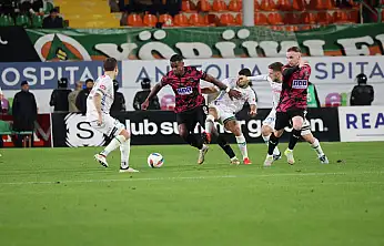 Alanyaspor - Konyaspor rekabetinde dikkat çeken detaylar