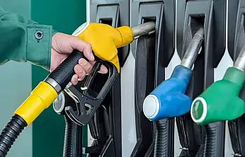 Aracı olanlar dikkat: Akaryakıta zam geliyor