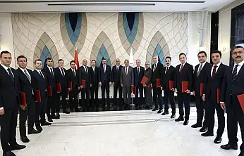 Bakan Çiftçi'den 17 isme başarı belgesi! Listede Konya da var