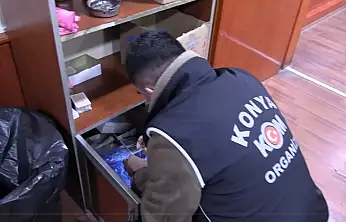 Balistik yelek, senetler, silahlar... Konya'daki örgüt cephaneliği ele geçirildi!