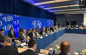 Başkan Altay, New York'taki U20 Zirvesi'nde dünya belediyelerine seslendi!