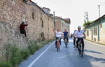 Başkan Kavuş pedalladı, Meram'ın tarihi ve doğası buluştu!