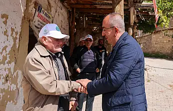 Başkan Kavuş'tan hizmet çıkarması! Mahallelilerle buluştu