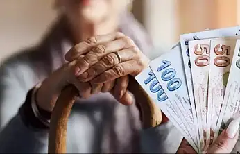 Emekli maaşında yeni dönem kapıda! 25 yıl sonrası için dikkat çeken formül