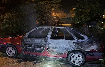 İhmal yangına davetiye çıkartıyor! Aracınızda bunları sakın yapmayın