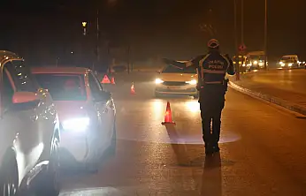 Konya'da 2025 bilançosu açıklandı! Milyonlar sorgulandı, binlerce aranan yakalandı!