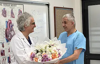 Konya'da 30 yıl boyunca şifa dağıttı! Sokakta gören yanına gidiyor