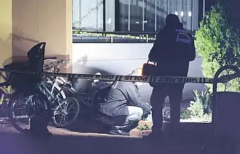 Konya'da Ebru Öğretmeni 23 bıçak darbesiyle öldürmüştü! Davayı gülerek izledi!