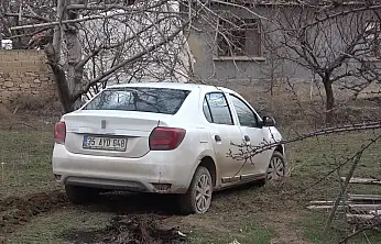 Konya'da filmleri aratmayan takip! 'Dur' ihtarına uymadılar aracı bırakıp kaçtılar