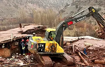 Konya'da fırtına ahırı yerle bir etti: 262 hayvan enkaz altında kaldı!