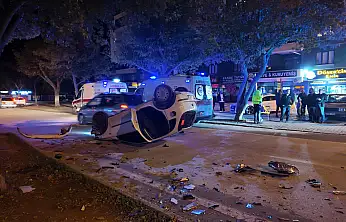 Konya'da gece yarısı dehşet anları: Çarpışmanın etkisiyle takla attı!