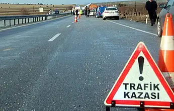 Konya'da korkunç kaza! Aileyi taşıyan otomobil takla attı: 1 ölü, 3 yaralı!