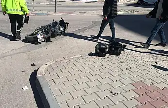 Konya'da okul kavşağında feci kaza! Hastanelik oldular