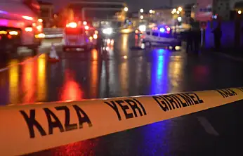 Konya'da otomobil yoldan çıktı: 2 ölü, 1 yaralı...