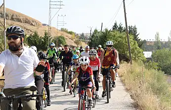 Konya'da pedal çevirmeyen kalmayacak! Avrupa Hareketlilik Haftası devam ediyor