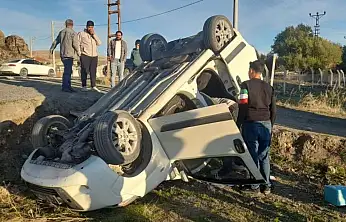 Konya'da şarampole takla atan araçta mucize kurtuluş!